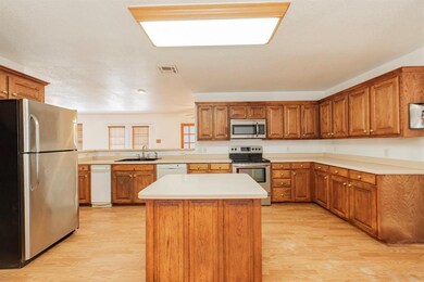 193 Hidden Meadow Ct, Rhome, TX 76078 - photo 3