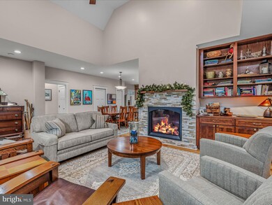 130 N Tamarac Dr, Shepherdstown, WV 25443 - photo 5