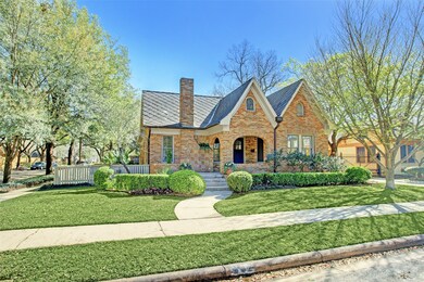 802 W Temple St, Houston, TX 77009 - photo 2