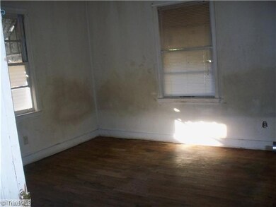 159 Ridge St, Reidsville, NC 27320 - photo 7