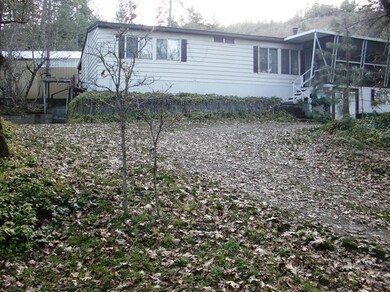 4155 Old Stage Rd, Central Point, OR 97502 - photo 3