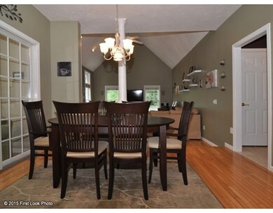 31 Plantation Rd, Mansfield, MA 02048 - photo 7