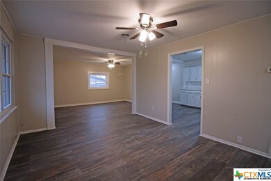 101 Easy St, Copperas Cove, TX 76522 - photo 2