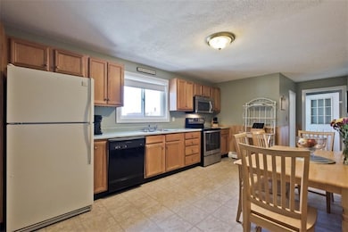 35 Emery St, Biddeford, ME 04005 - photo 3