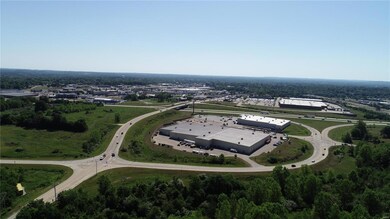 208 Sugar Maple Cir, Farmington, MO 63640 - photo 4