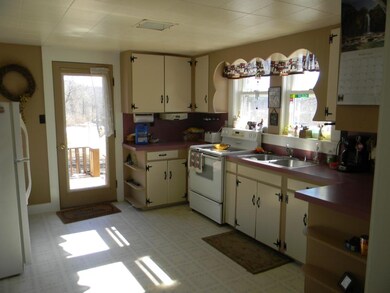 363 Daniel Webster Hwy, Plymouth, NH 03264 - photo 6