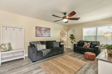 7-web-or-mls-UpmarketMedia_545SSeaward-5