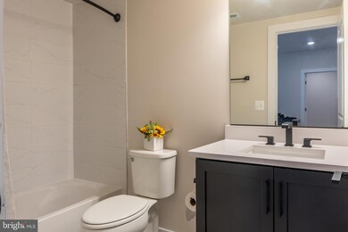 402 Meadow Creek Dr, Bowie, MD 20716 - photo 5