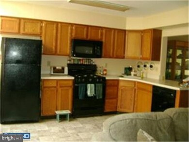 123 Carriage Ln, Swedesboro, NJ 08085 - photo 6