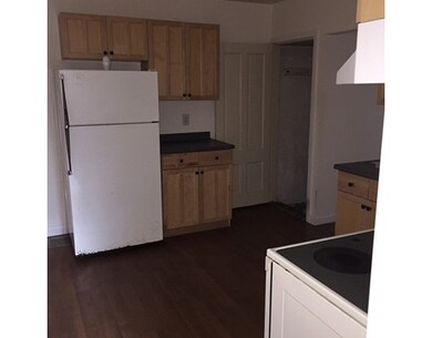 14 Oak St unit 14, Whitinsville, MA 01588 - photo 3