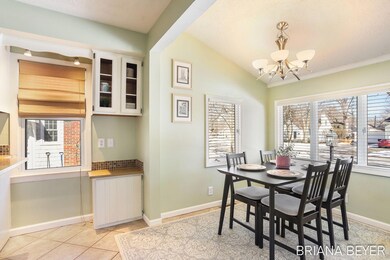 14-web-or-mls-1771-warwick-rd-se
