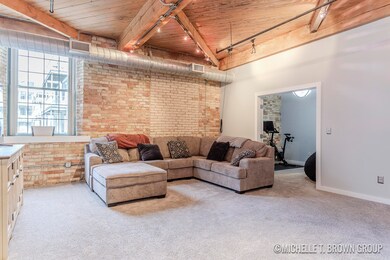 940 Monroe Ave - 249_3