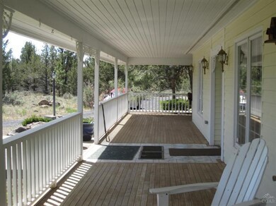 18431 Pinehurst Rd, Bend, OR 97703 - photo 3