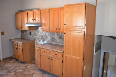 118 Ensenada Ct, Carpentersville, IL 60110 - photo 7