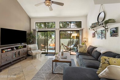 Living room with a lot of natural lights