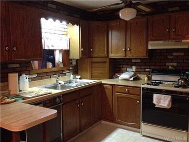 28 Jesella Dr W, North Tonawanda, NY 14120 - photo 6