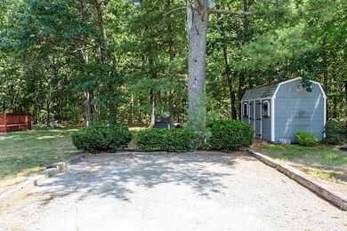 425 Johnny Appleseed Ln, Leominster, MA 01453 - photo 6