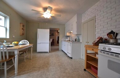 121 Adams St unit 1, Malden, MA 02148 - photo 4