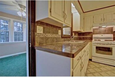 359 Village St, Medway, MA 02053 - photo 5