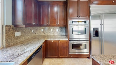 5655 Como Cir, Woodland Hills, CA 91367 - photo 3