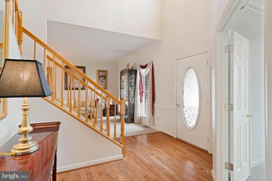 8923 Dennis Ct, Bristow, VA 20136 - photo 3