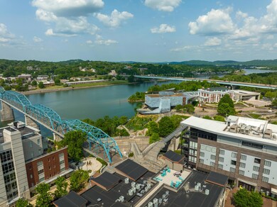 04 - 129 Walnut Street - #436 - Aerials