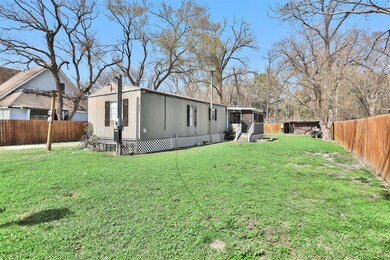 7022 Spindle Dr, Houston, TX 77086 - photo 4