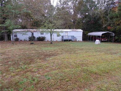 2285 Forest Hills Dr, Asheboro, NC 27205 - photo 4