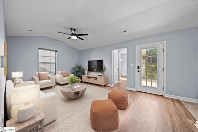 616 N Brown Beaver Ct, Moore, SC 29369 - photo 2