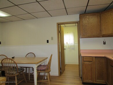 512 E Locust St, Scranton, PA 18505 - photo 6