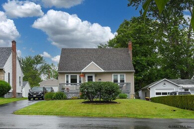 2 Lakeshore Dr, Rensselaer, NY 12144 - photo 2