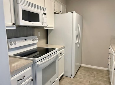 10134 Waterstone Dr, Houston, TX 77042 - photo 3