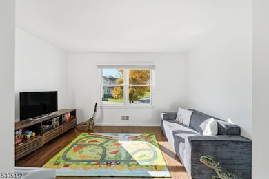 21 Cheyenne Trail, Branchburg, NJ 08876 - photo 5