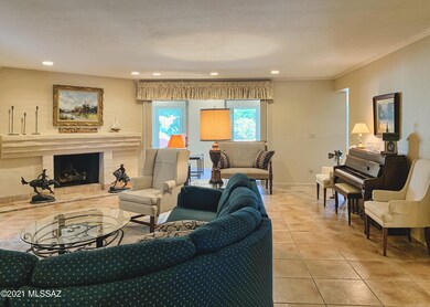 Gas Fireplac in Living Room