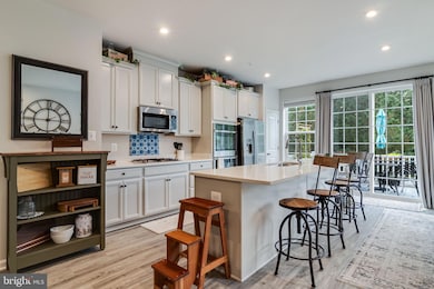 44183 Goldenzelle Way, California, MD 20619 - photo 5