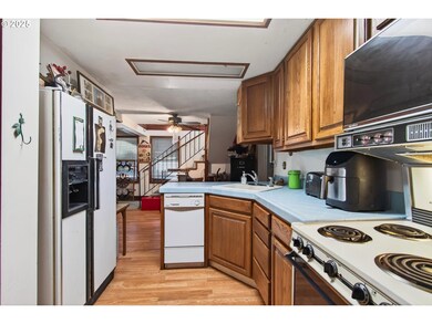 50316 Columbia River Hwy, Scappoose, OR 97056 - photo 7