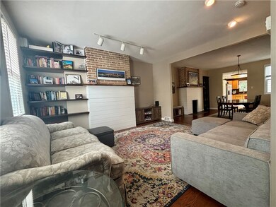 2513 Larkins Way, Pittsburgh, PA 15203 - photo 5