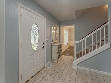 2729 NW 111th St, Oklahoma City, OK 73120 - photo 2