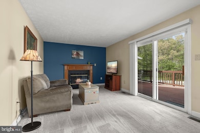 6330 Hanover Crossing Way, Hanover, MD 21076 - photo 2