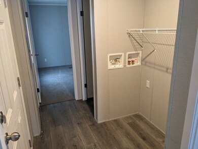 300 Forrest Ave unit 121, Springfield, IL 62702 - photo 5