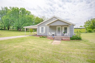 15706 Gaddy Rd, Shawnee, OK 74801 - photo 2