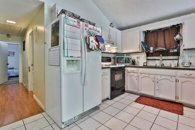 28 Wason Rd, Hudson, NH 03051 - photo 6