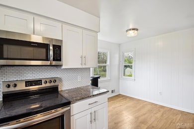 21 Zirkel Ave, Piscataway, NJ 08854 - photo 6