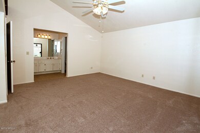 Chorro Circle Master Bedroom