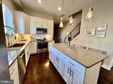 1246 S Hancock St unit 2, Philadelphia, PA 19147 - photo 4