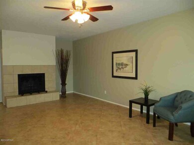1050 S Stapley Dr unit 3, Mesa, AZ 85204 - photo 2