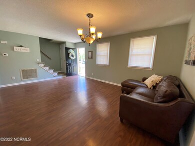 106 Lionel Ave, Jacksonville, NC 28540 - photo 5