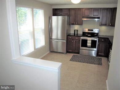 1723 Sundance Dr, Reston, VA 20194 - photo 3