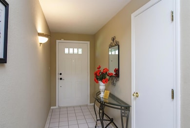 1364 Brook Ct, Medford, OR 97504 - photo 4