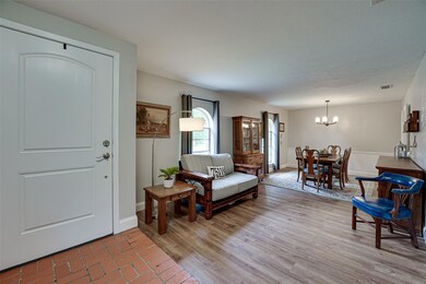 1608 Charlottsville Dr, Ennis, TX 75119 - photo 7